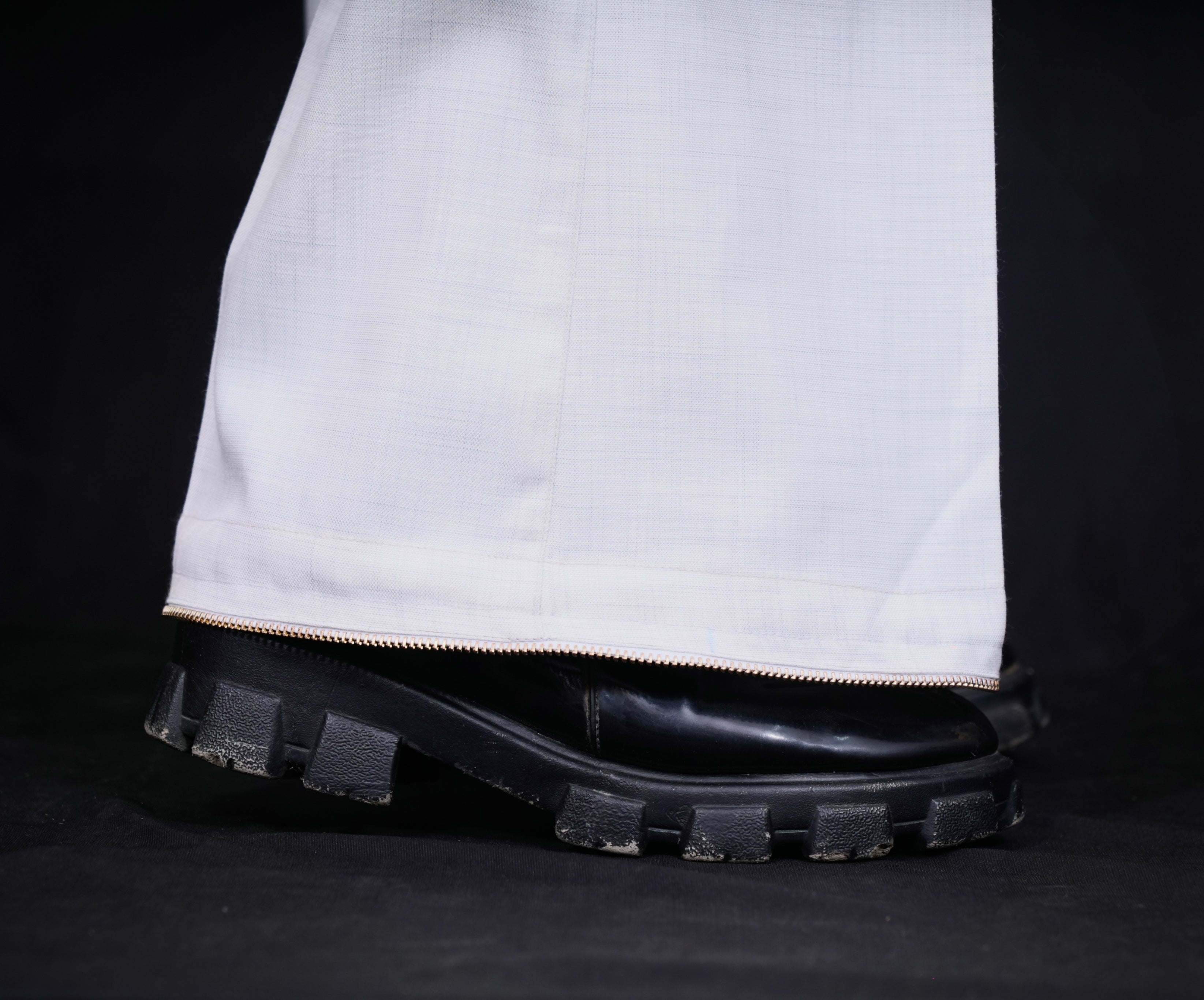 TEXTURED GREY WIDE LEG PANTS